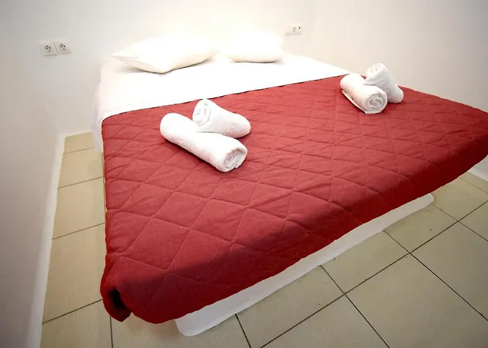 New Paradise * Mykonos Town